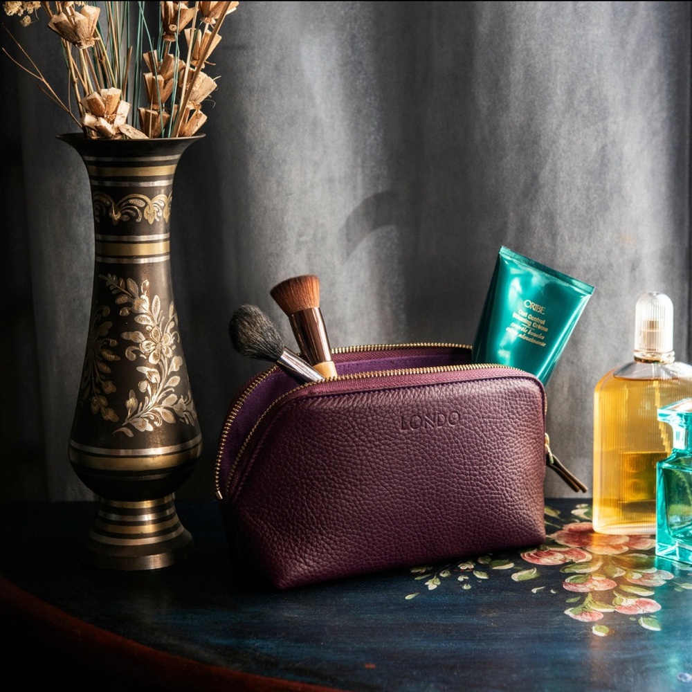 NEW IN BOX Londo Purple Leather Cosmetic Bag
